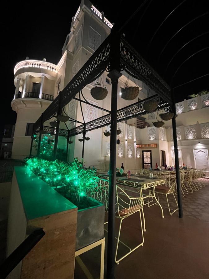 Ratnawali - A Vegetarian Heritage Hotel Jaipur Exterior foto